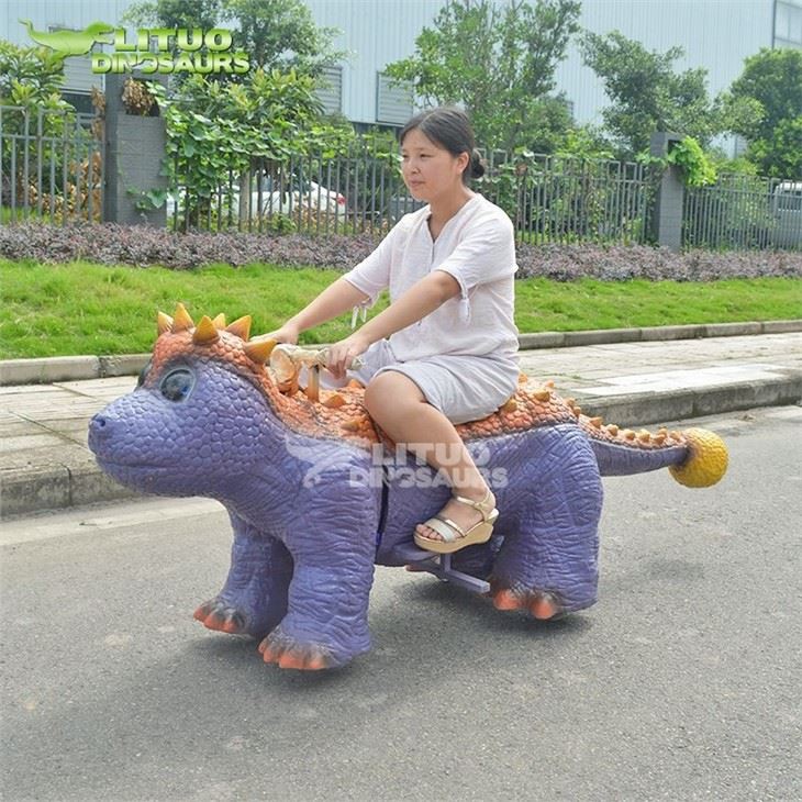 3Cartoon Ankylosaurus Scooter Rides(001)