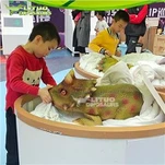 Dotkněte se Dinosauřího mláděte