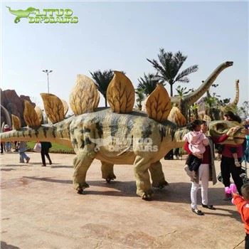 Chůze Dinosaurus Stegosaurus